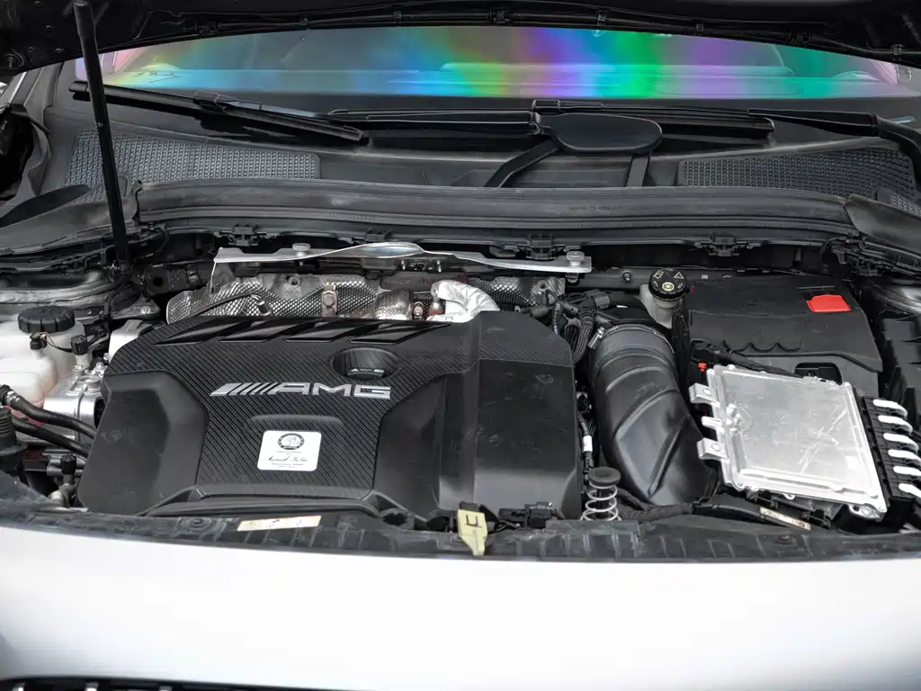 MERCEDES-BENZ GLA AMG