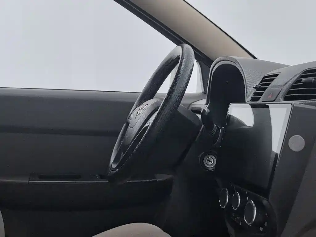 Wuling Hongguang — миниатюра 22