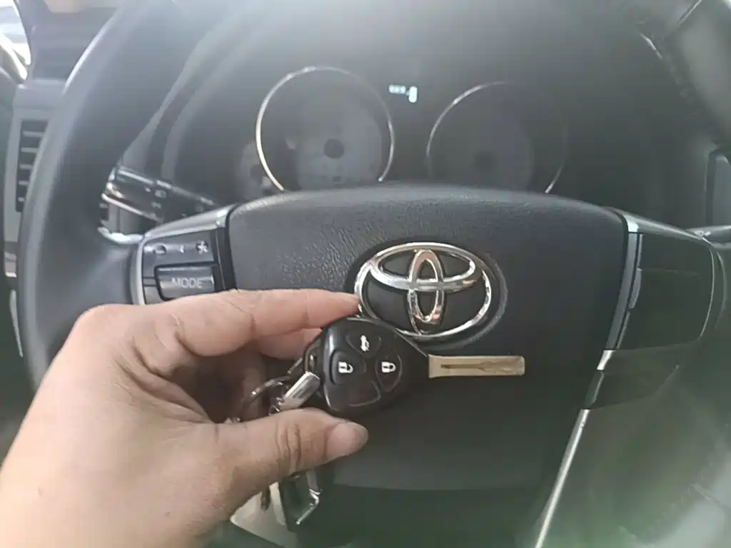 Toyota Reiz — миниатюра 9