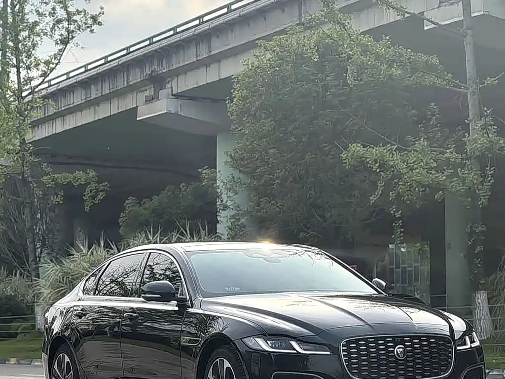Jaguar XFL 2023 XFL 2.0T P200 Elite Luxury