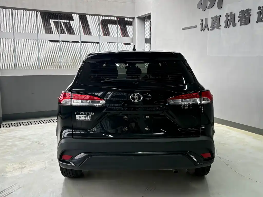 Toyota Frontlander 2022 2.0L CVT Lead