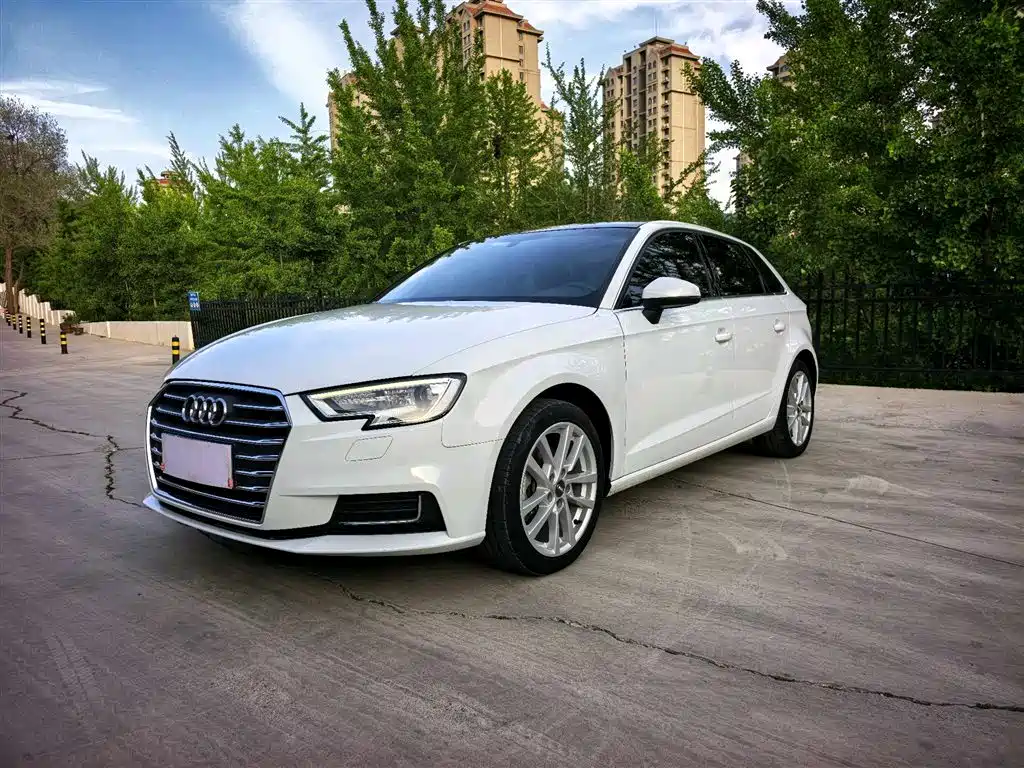 Купить Audi A3