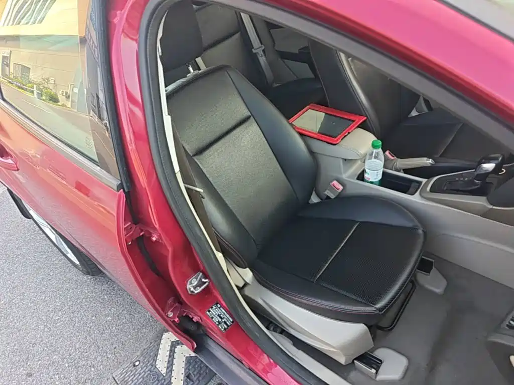 Ford Focus — миниатюра 25