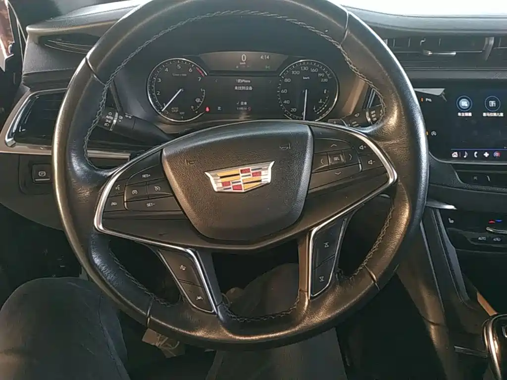 Cadillac XT5 — миниатюра 11
