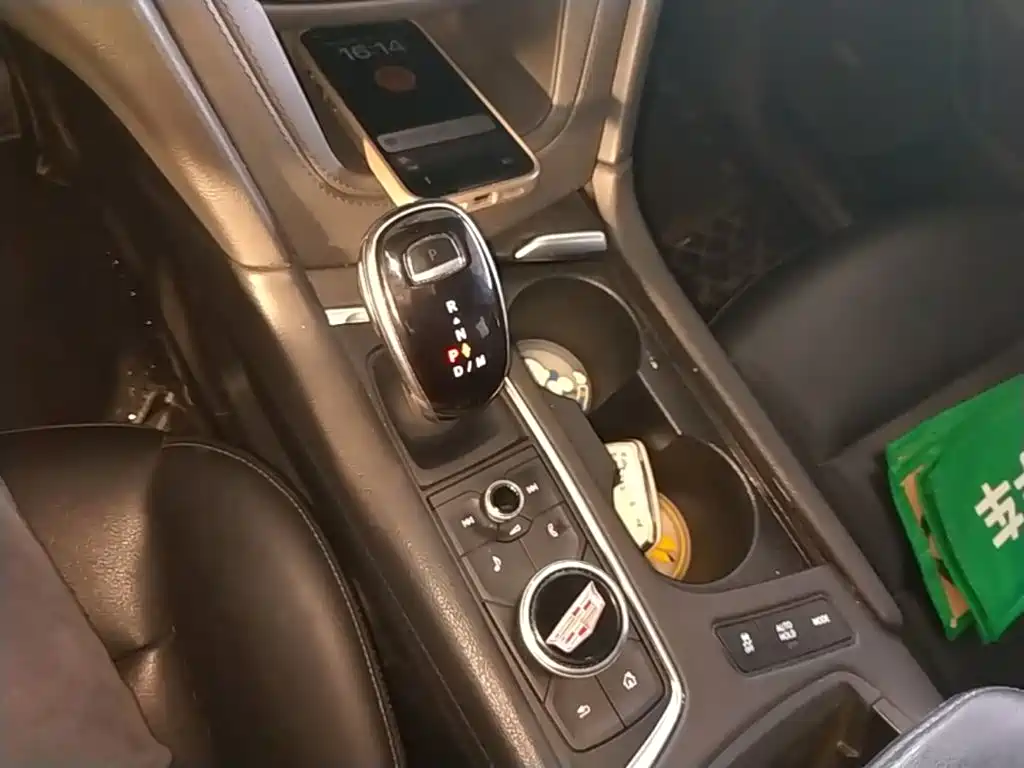 Cadillac XT5 — миниатюра 14