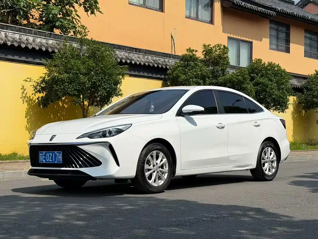 Купить Roewe i5