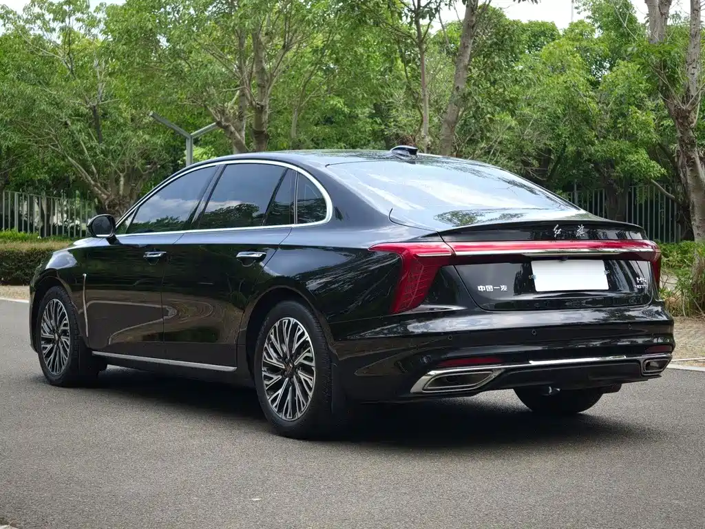 Hongqi Hongqi H5 — миниатюра 7