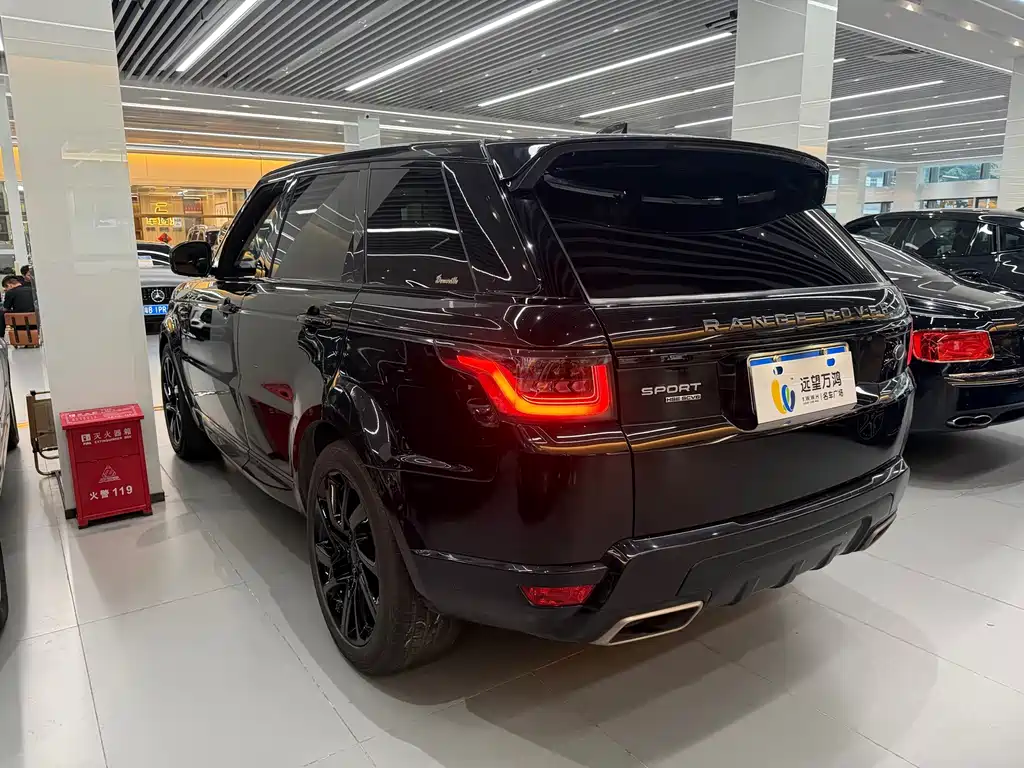 Land Rover Range Rover Sport 2019 3.0 L6 HSE DYNAMIC