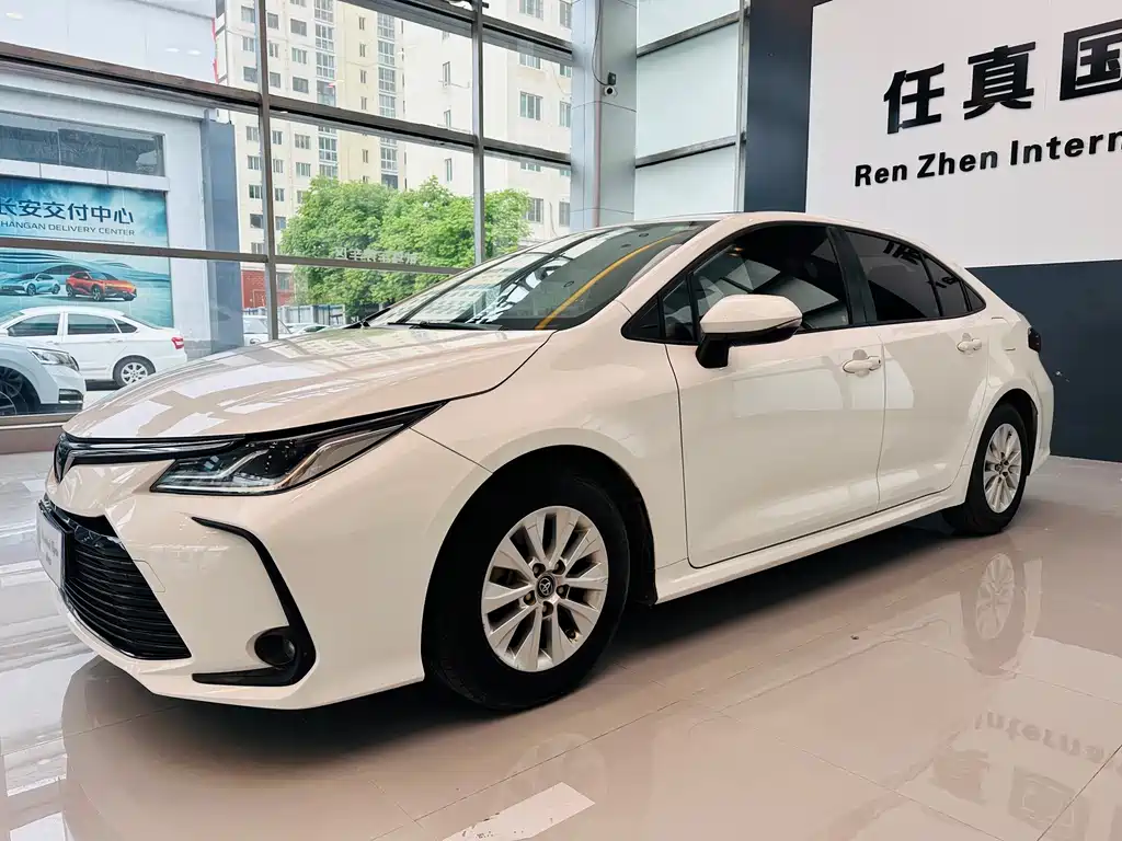 Купить Toyota Corolla