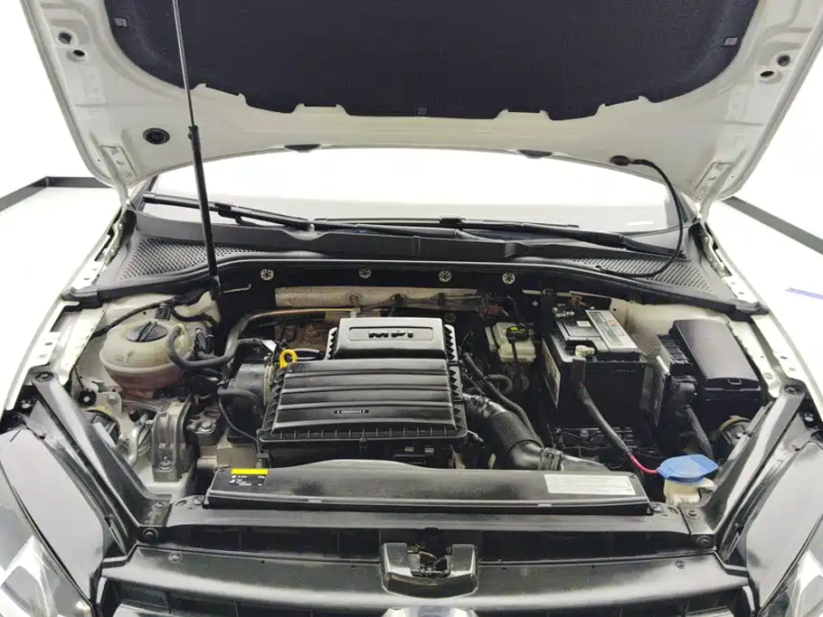 Volkswagen Golf — миниатюра 10