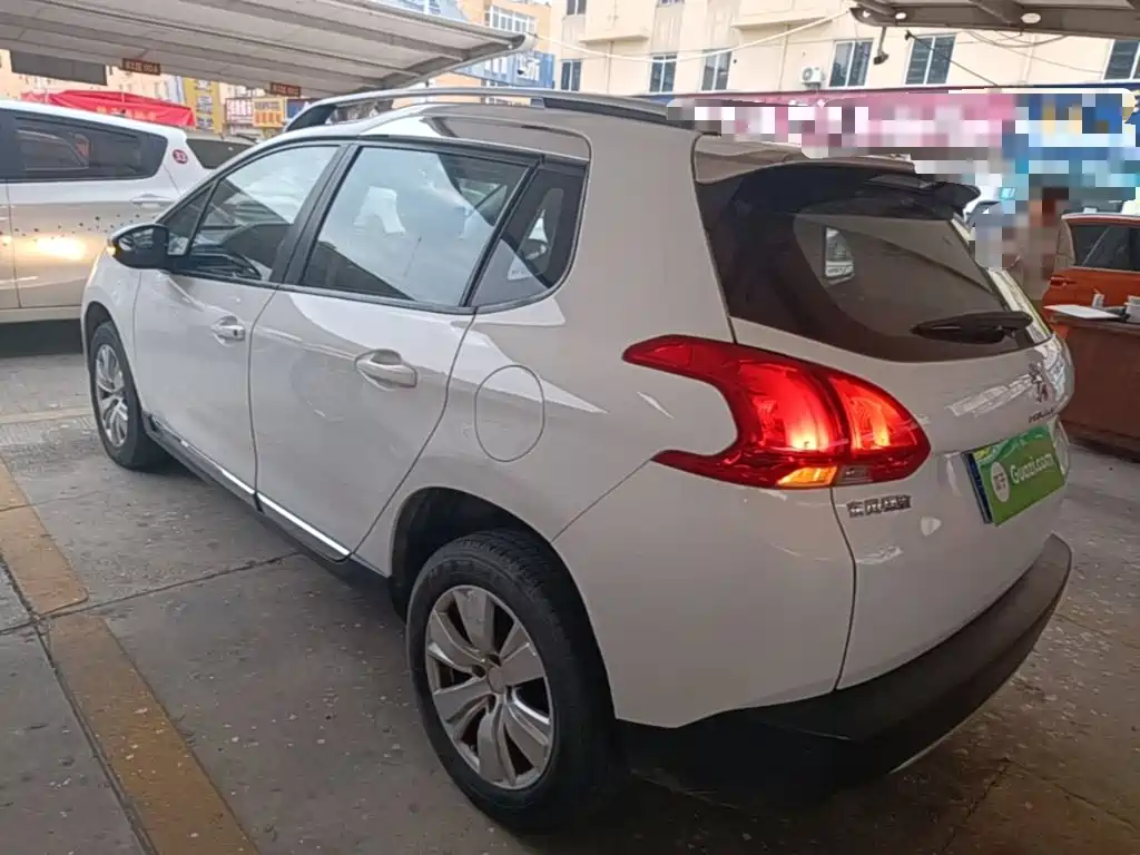 Peugeot 2008 — миниатюра 5