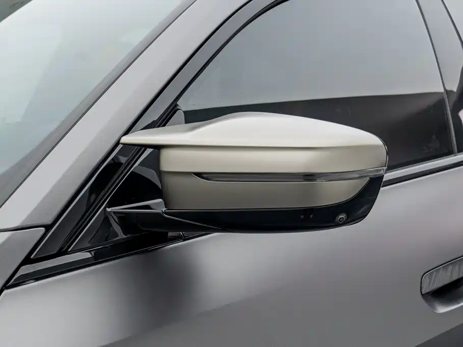 BMW i4 — миниатюра 21