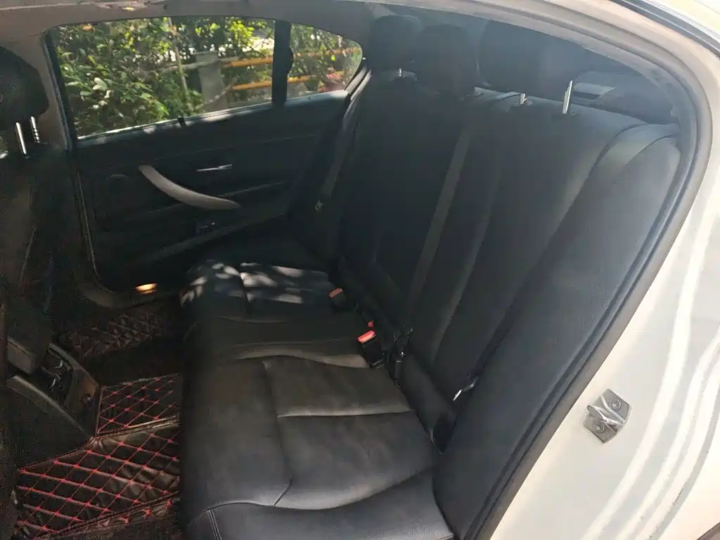 BMW 3 Series — миниатюра 15