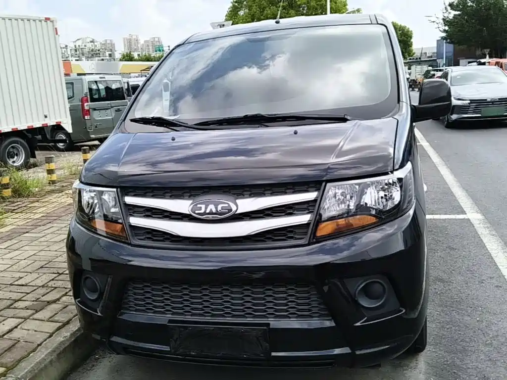 JAC Refine Refine M3 — миниатюра 3