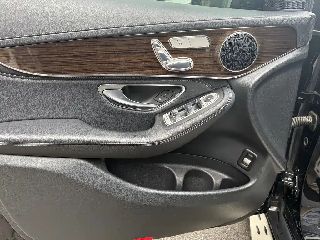 Mercedes-Benz GLC — миниатюра 5