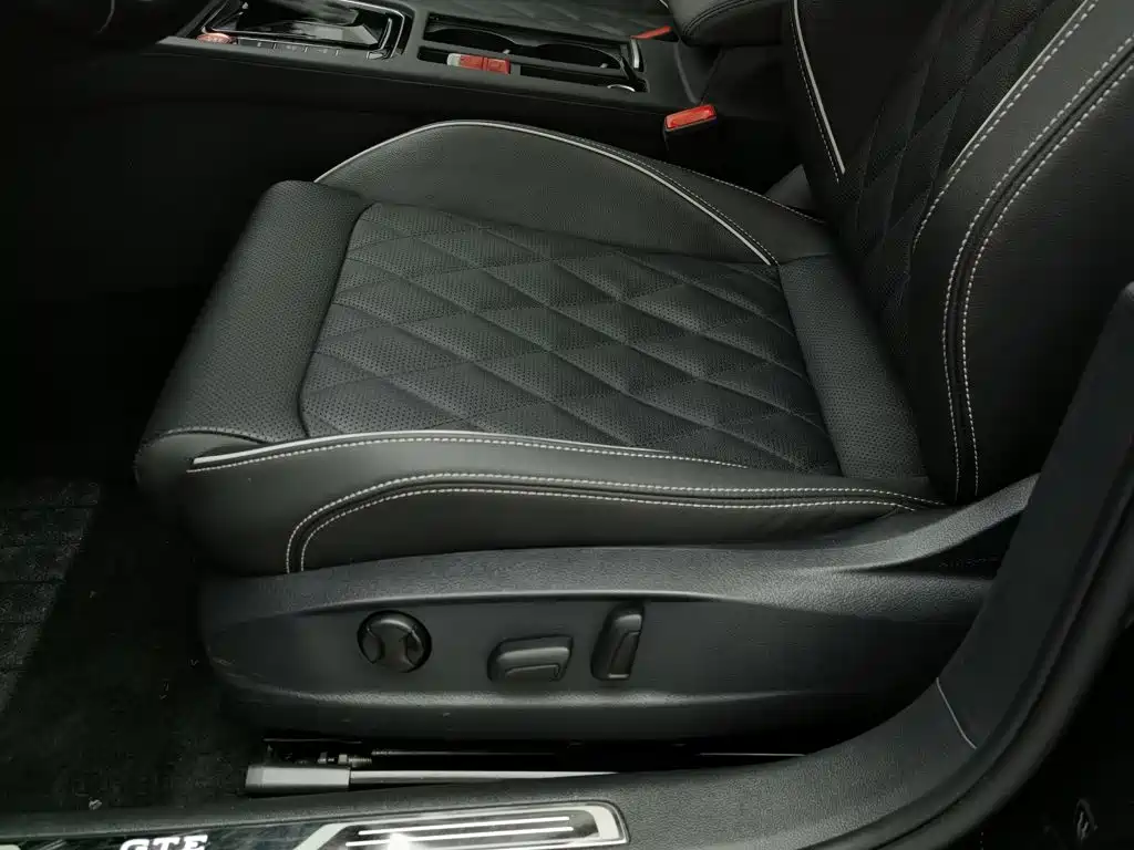 Volkswagen 迈腾 PHEV — миниатюра 20