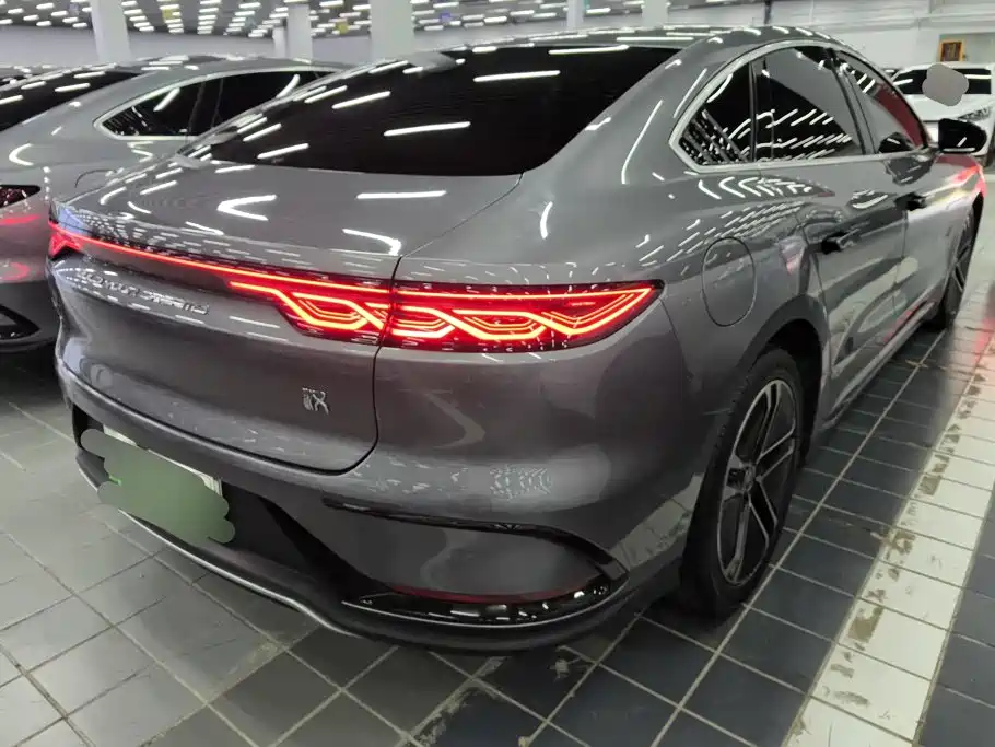 BYD Han — миниатюра 3