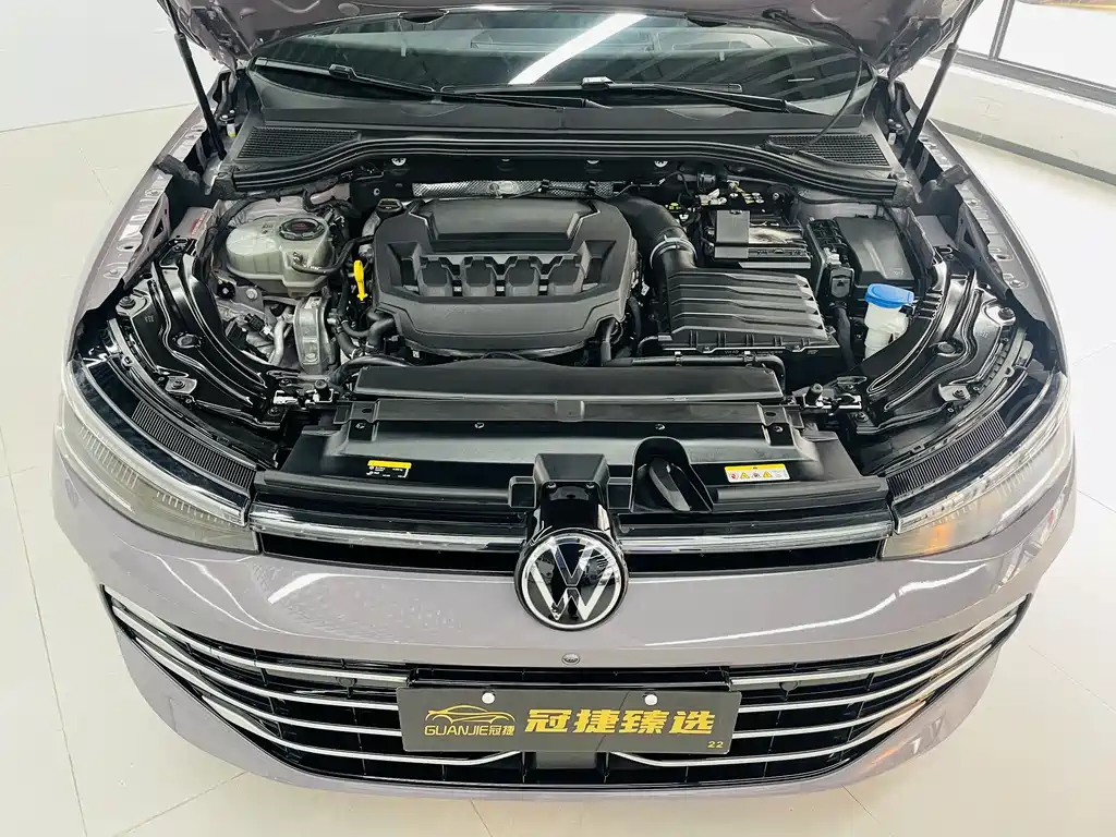 Volkswagen Passat 2025 Pro 380TSI