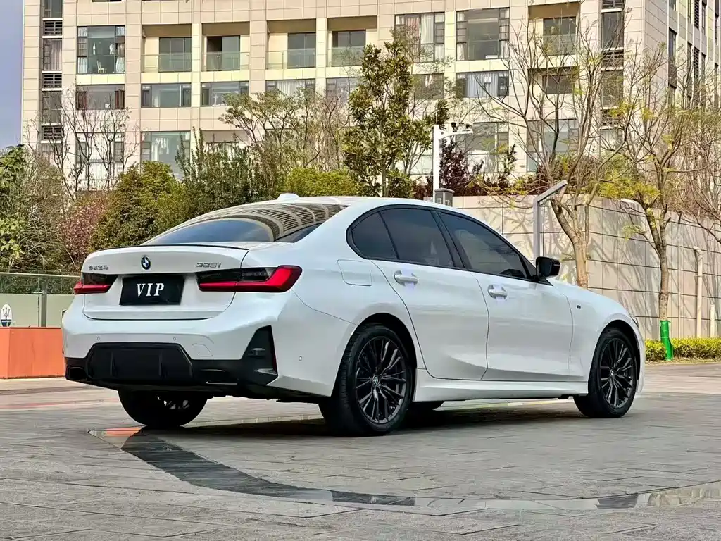 BMW 3 Series 3 2023 325i M Sport