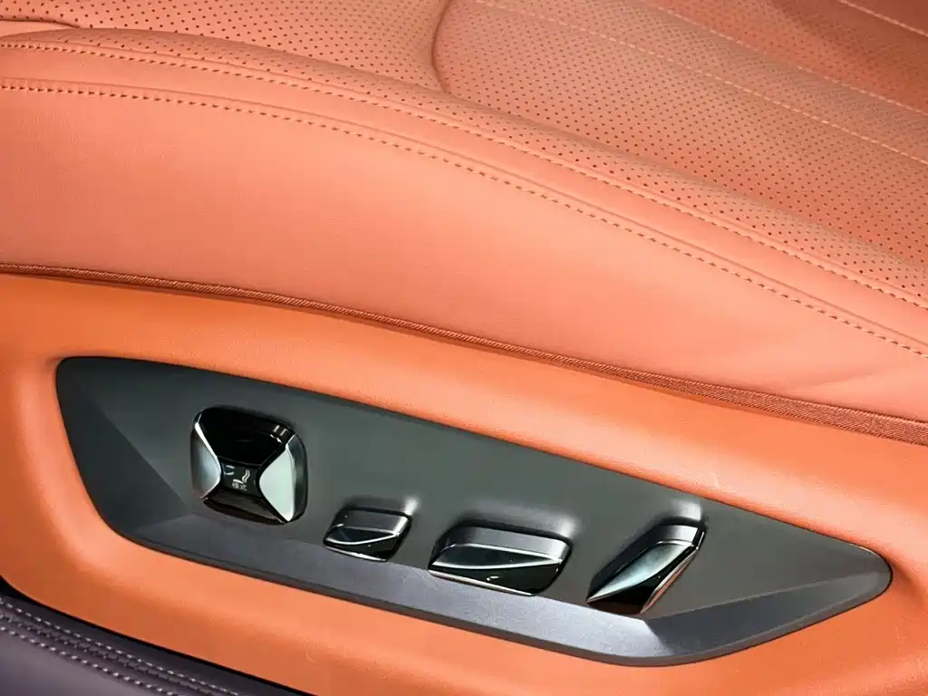 BYD Дон Л. — миниатюра 5