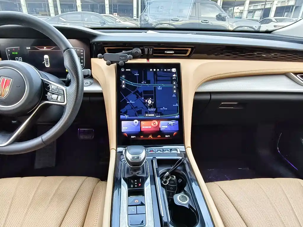Hongqi Hongqi H5 — миниатюра 10