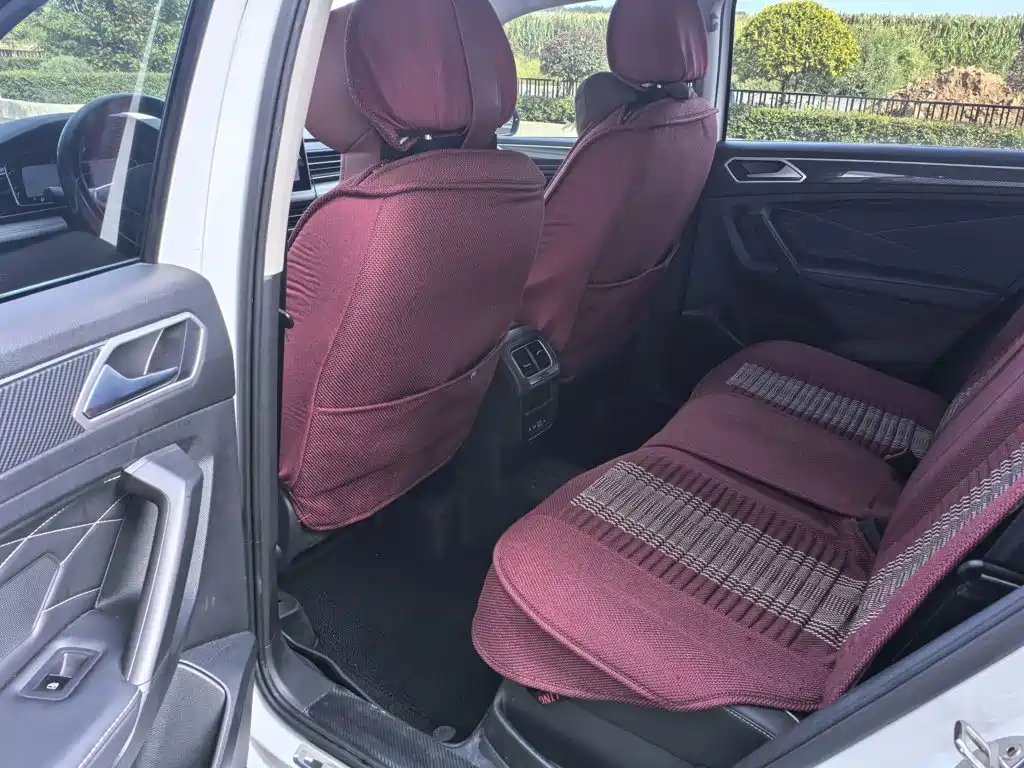 Volkswagen Tiguan L — миниатюра 20