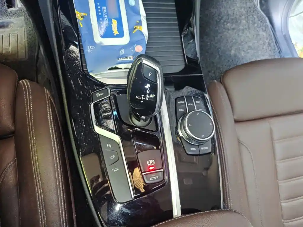 BMW X3 — миниатюра 7