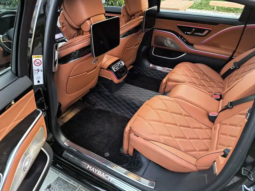 Mercedes-Benz S-Class — миниатюра 16