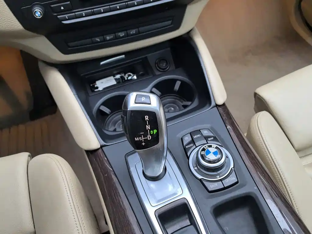 BMW X6 — миниатюра 13