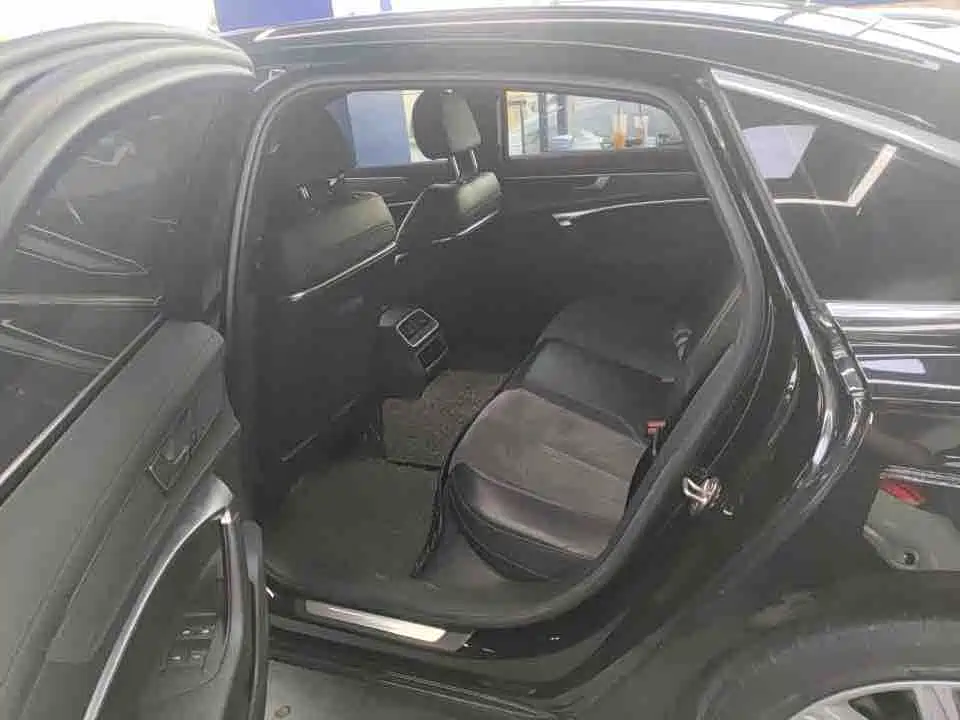 Audi A6L — миниатюра 9