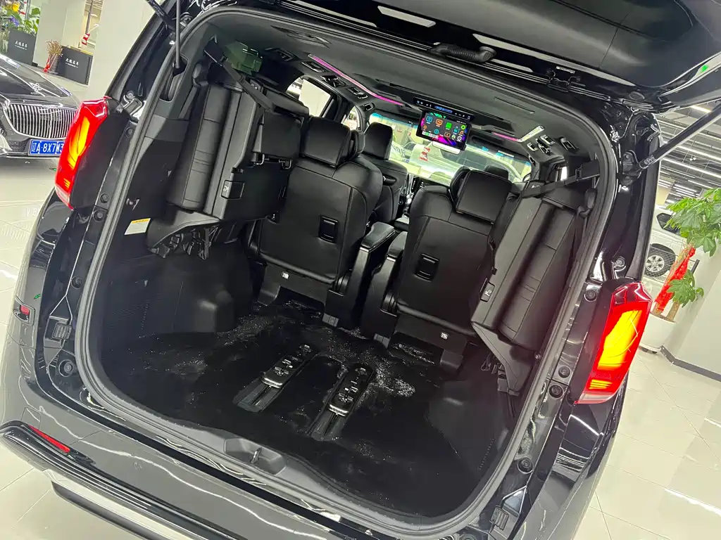 Toyota Alphard 2021 2.5L Luxury