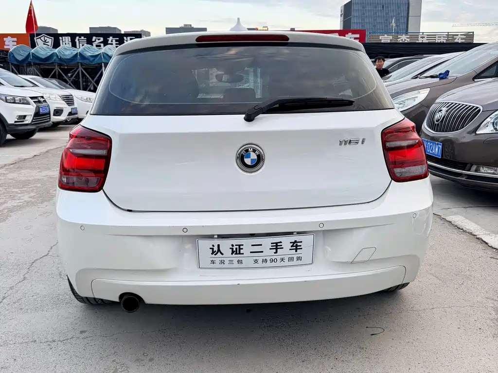 BMW 1 Series (Import) — миниатюра 4
