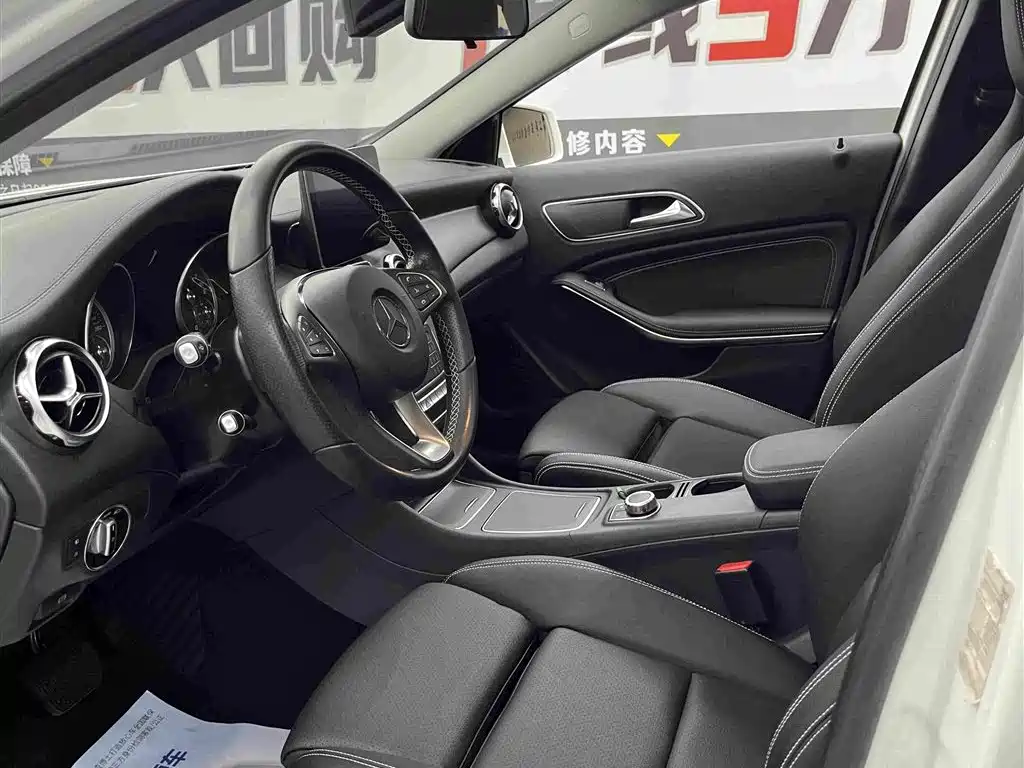 Mercedes-Benz GLA — миниатюра 7