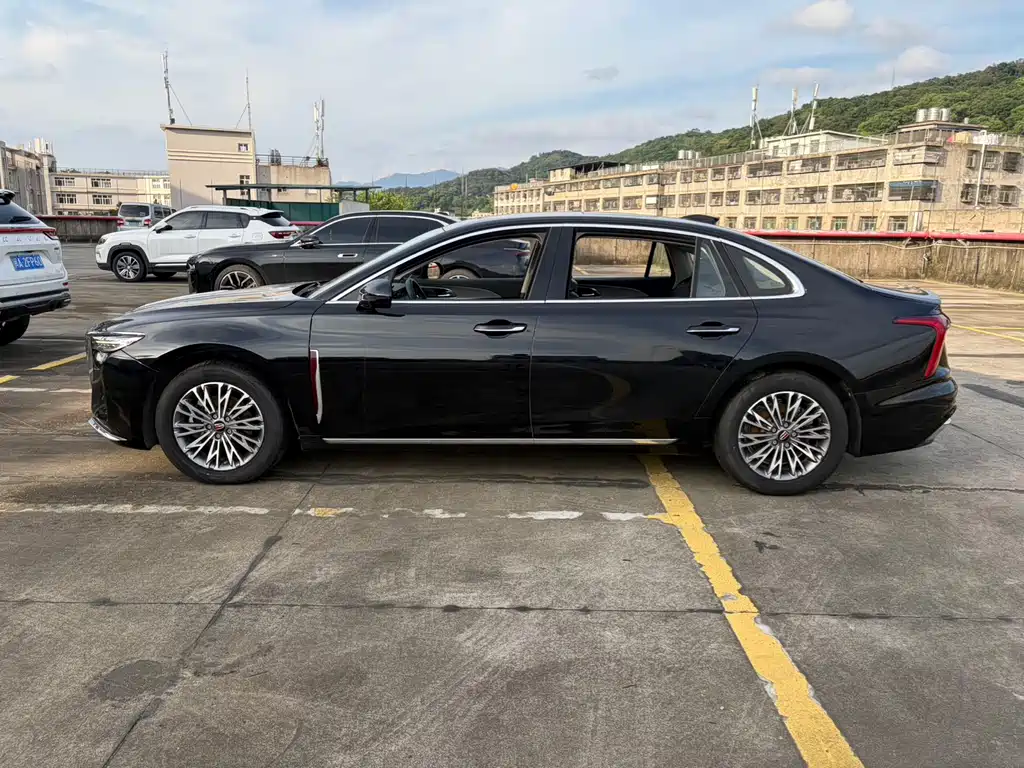 Hongqi H5 2023 1.5T DCT