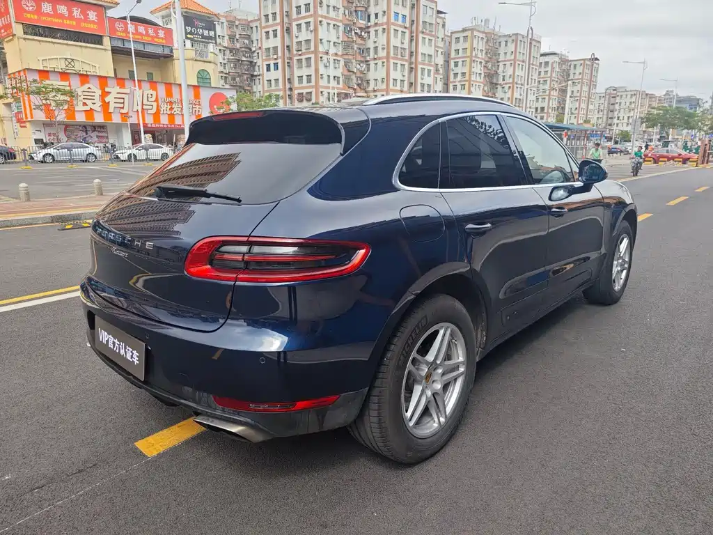 Porsche Macan — миниатюра 4