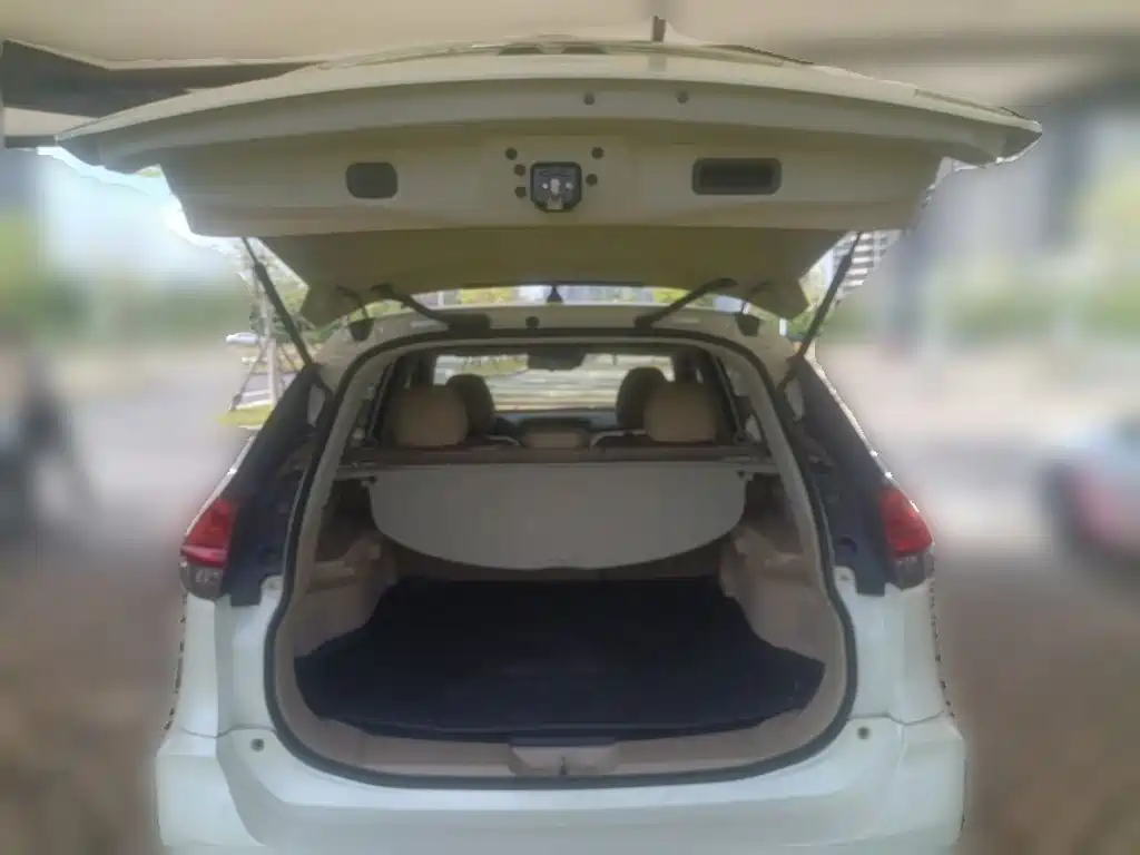 Nissan X-Trail — миниатюра 15