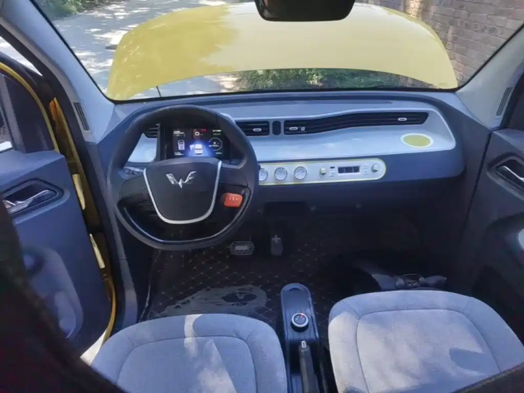Wuling MINIEV — миниатюра 10