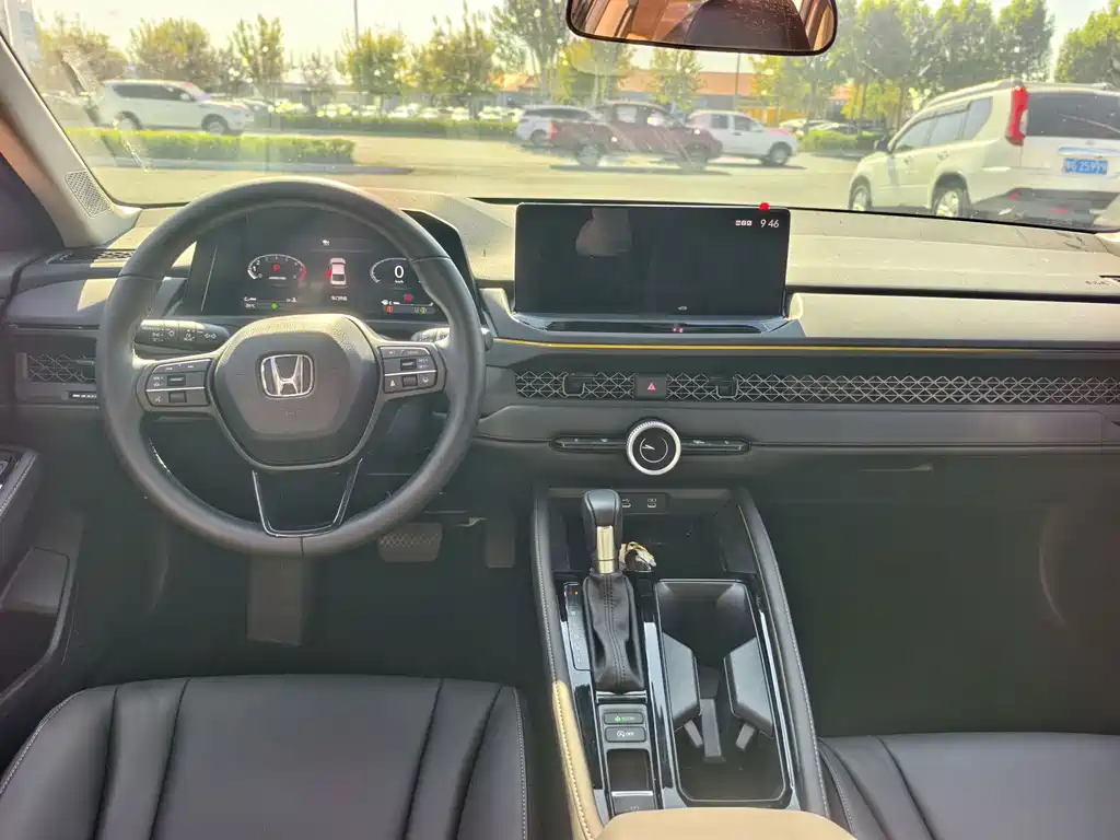 Honda Accord — миниатюра 7