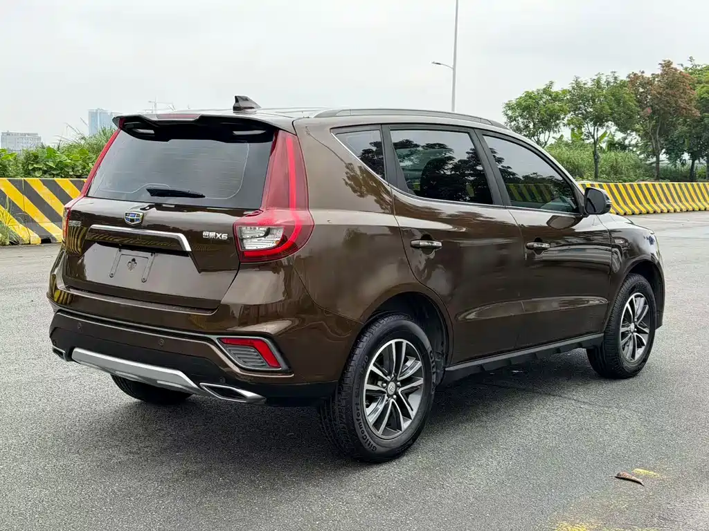 Geely Vision X6 — миниатюра 9