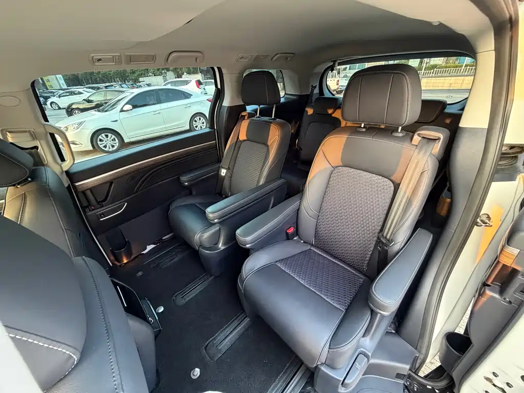 GAC Motor Trumpchi M8 — миниатюра 5