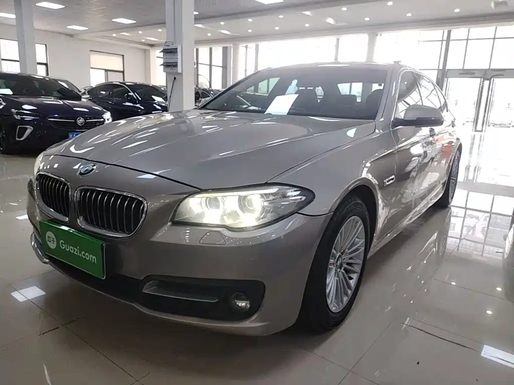 BMW 5 Series — миниатюра 2