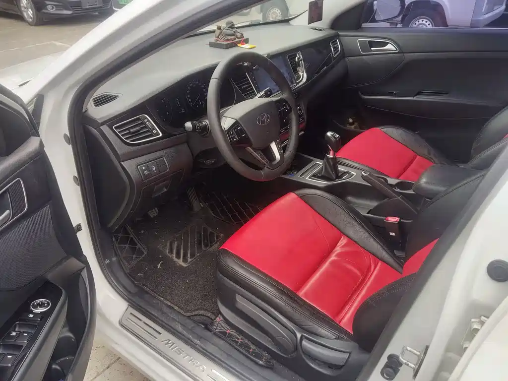 Hyundai Mistra — миниатюра 10