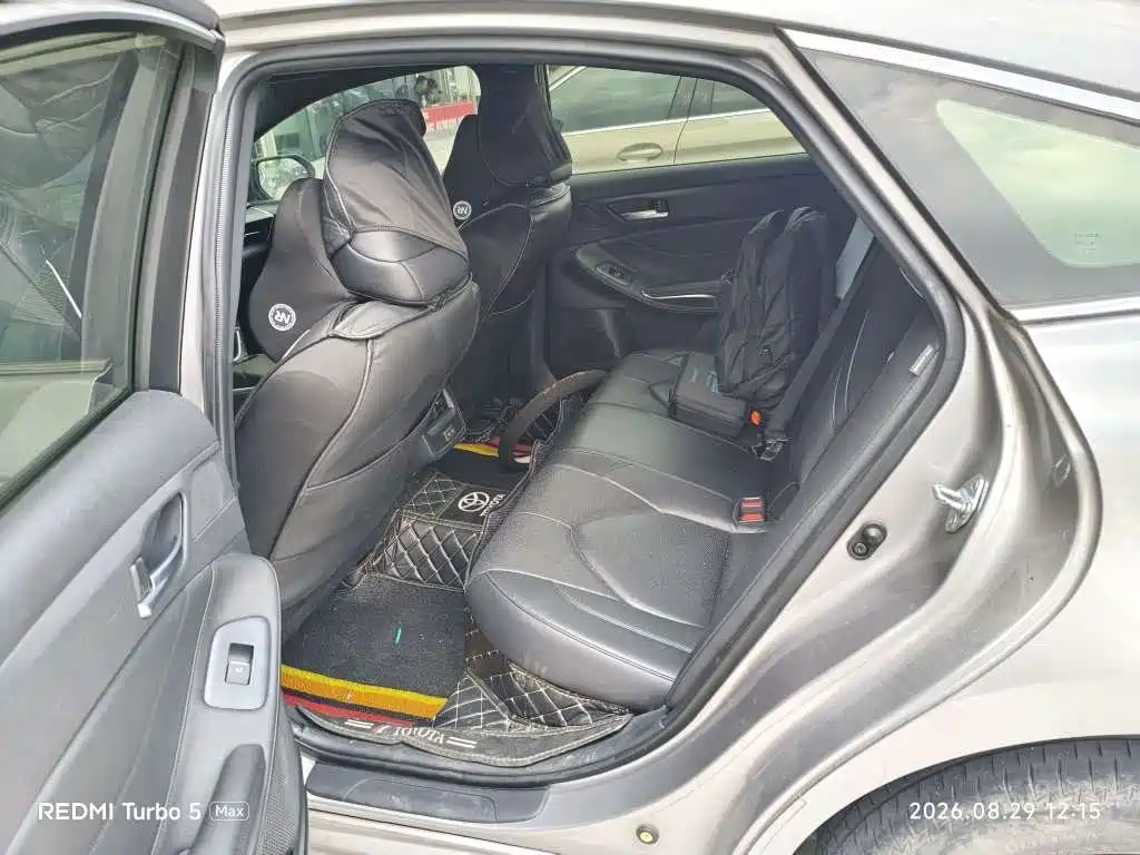 Toyota Avalon — миниатюра 7