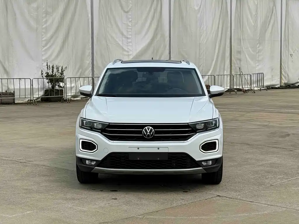 Volkswagen T-Roc — миниатюра 2