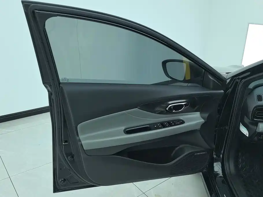 GAC Motor Shadow Leopard — миниатюра 7