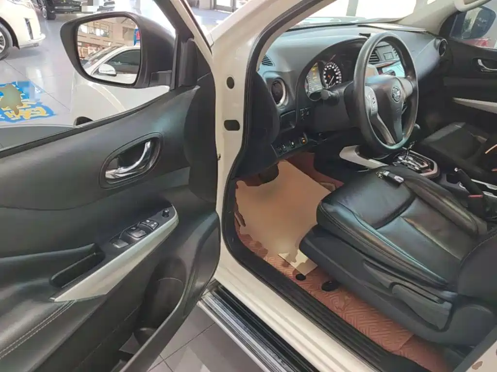 Nissan Terra — миниатюра 16