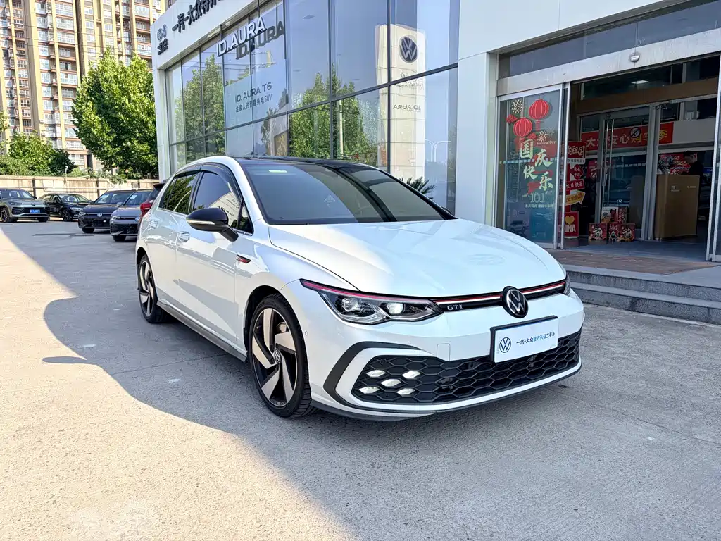 Volkswagen Golf GTI — миниатюра 3