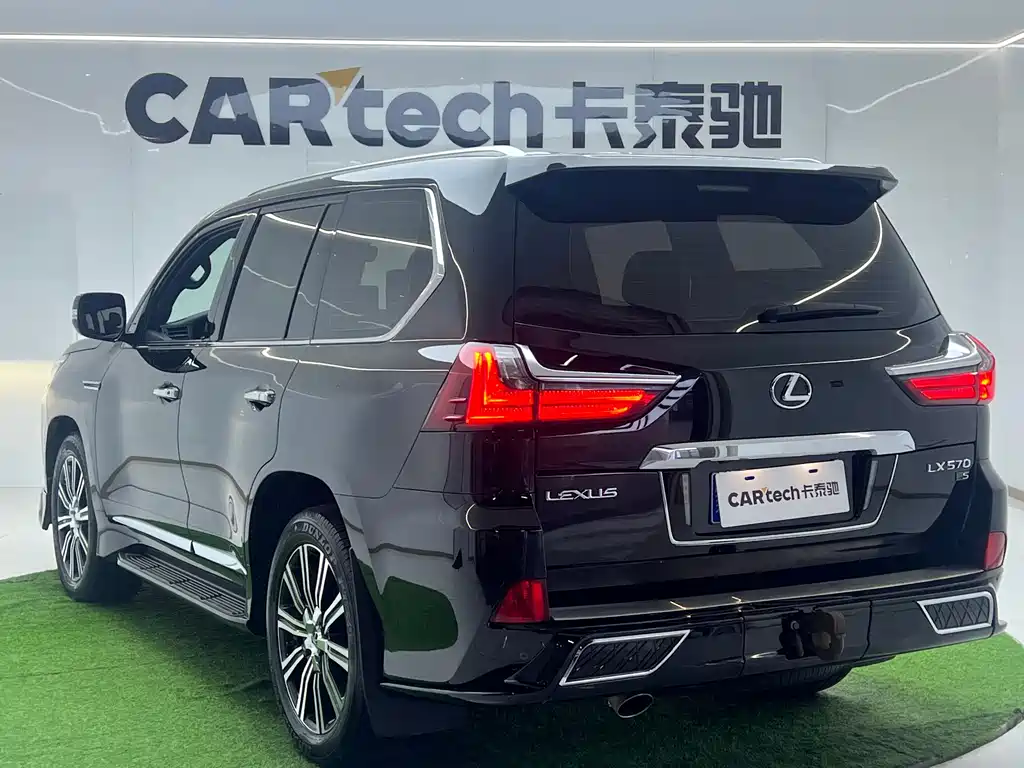 Lexus LX 2019 570