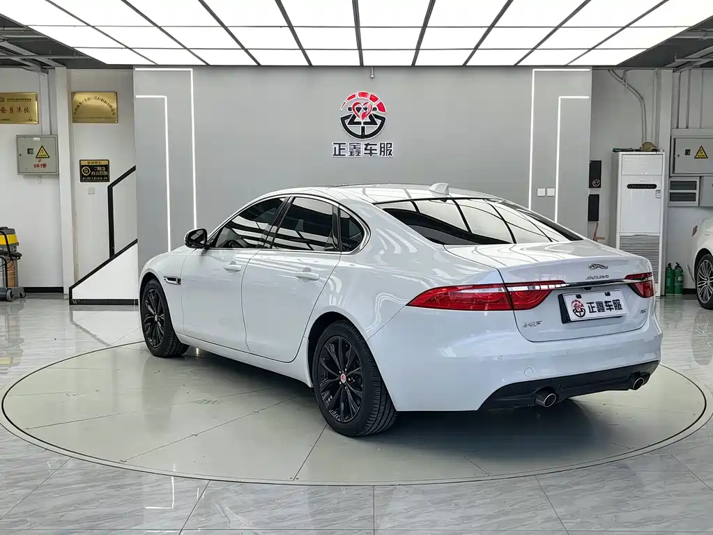 Jaguar XF — миниатюра 14