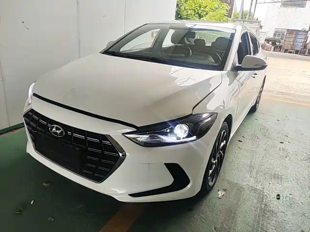 Hyundai Elantra Langdong